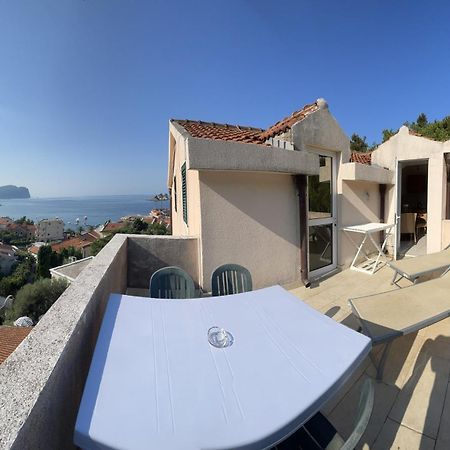 Apartments Mandarina Garden Petrovac Dış mekan fotoğraf