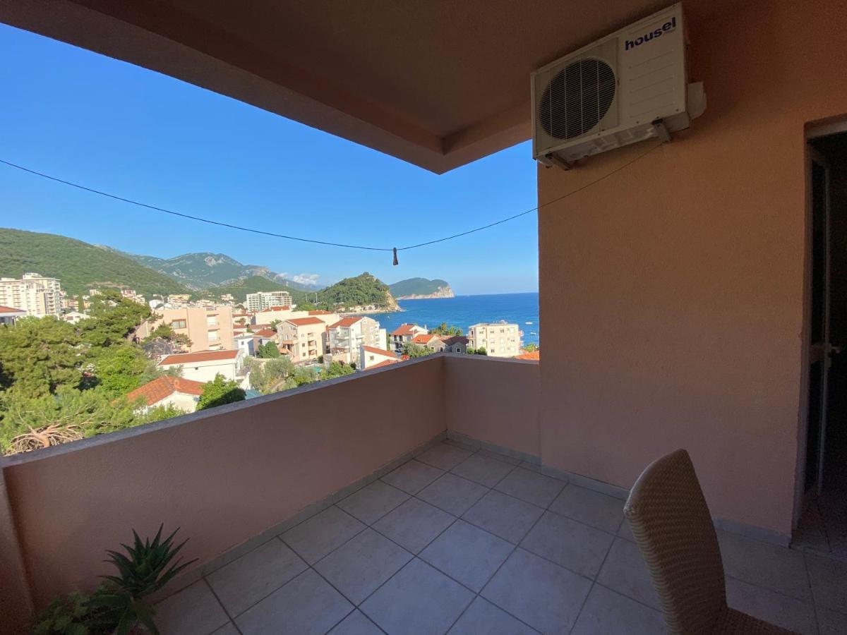 Apartments Mandarina Garden Petrovac Dış mekan fotoğraf