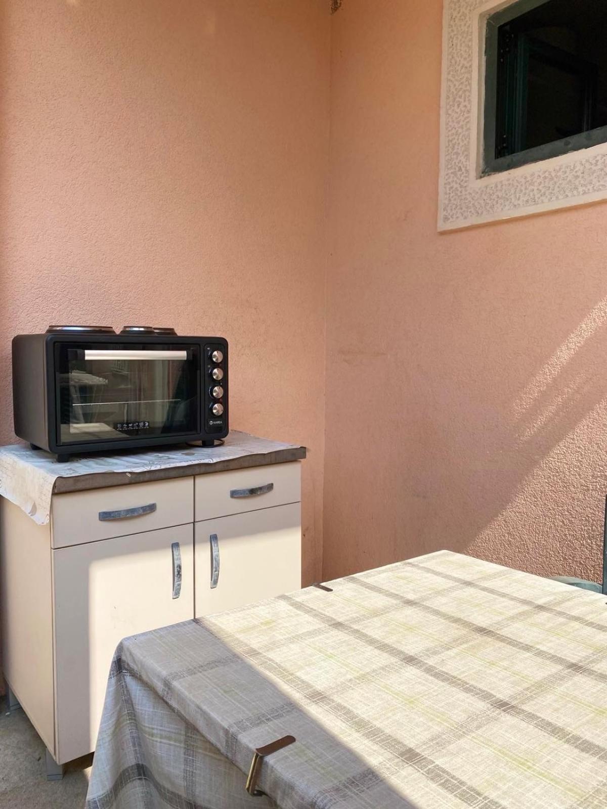 Apartments Mandarina Garden Petrovac Dış mekan fotoğraf